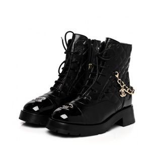 CHANEL Shiny Calfskin Patent Quilted Chain Lace Up Combat Boots